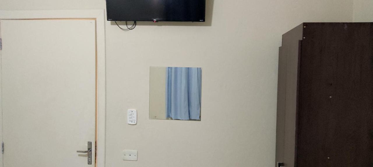 Hotel Gringos ลอนดริน่า ภายนอก รูปภาพ