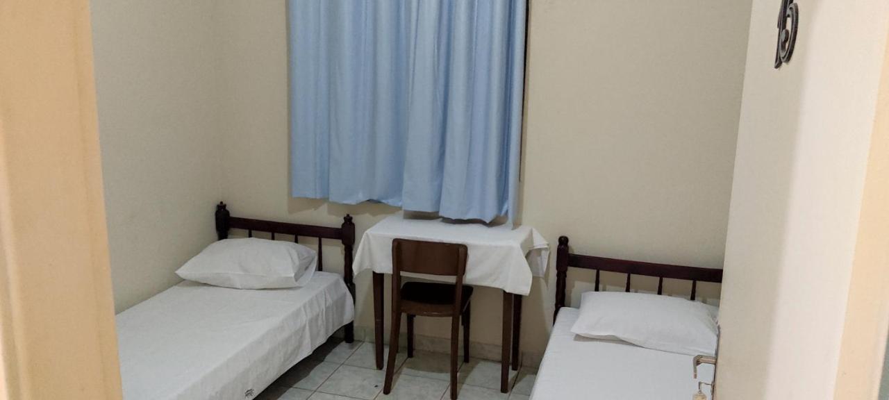 Hotel Gringos ลอนดริน่า ภายนอก รูปภาพ