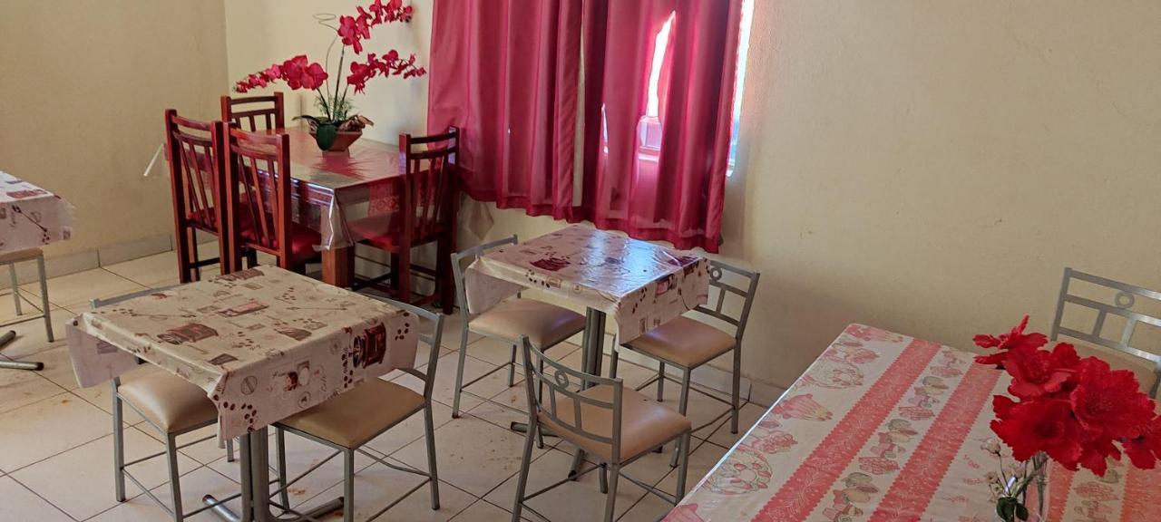 Hotel Gringos ลอนดริน่า ภายนอก รูปภาพ