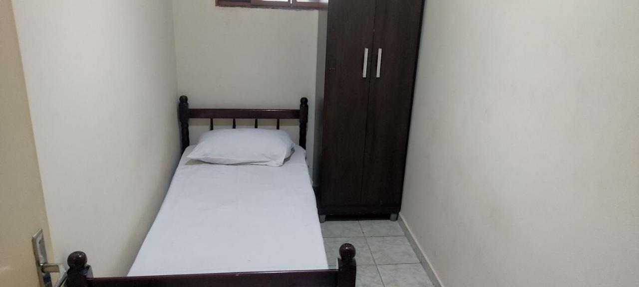 Hotel Gringos ลอนดริน่า ภายนอก รูปภาพ
