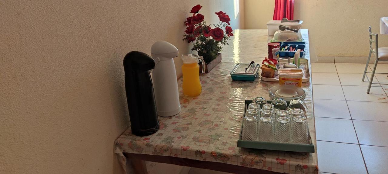 Hotel Gringos ลอนดริน่า ภายนอก รูปภาพ