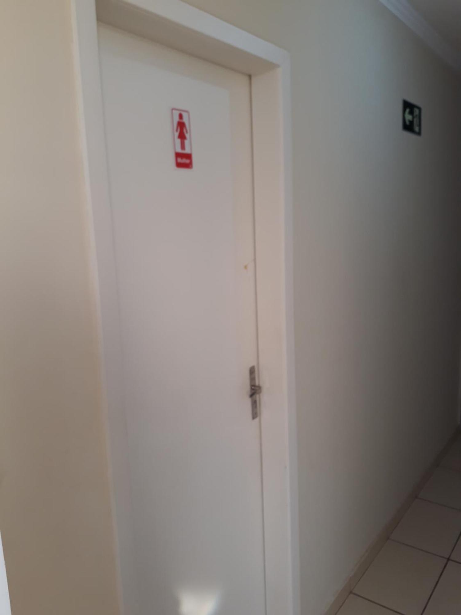 Hotel Gringos ลอนดริน่า ภายนอก รูปภาพ