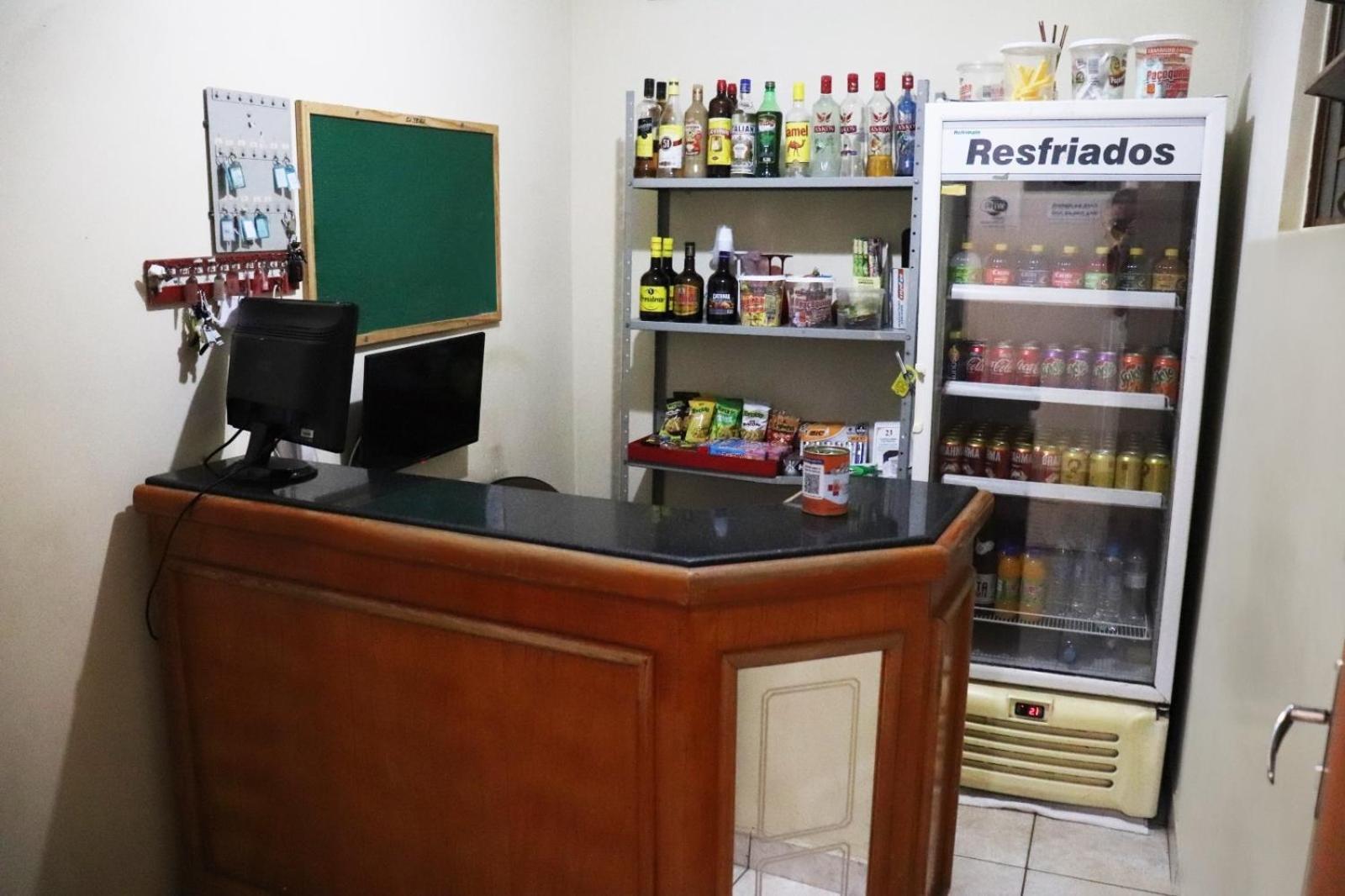 Hotel Gringos ลอนดริน่า ภายนอก รูปภาพ